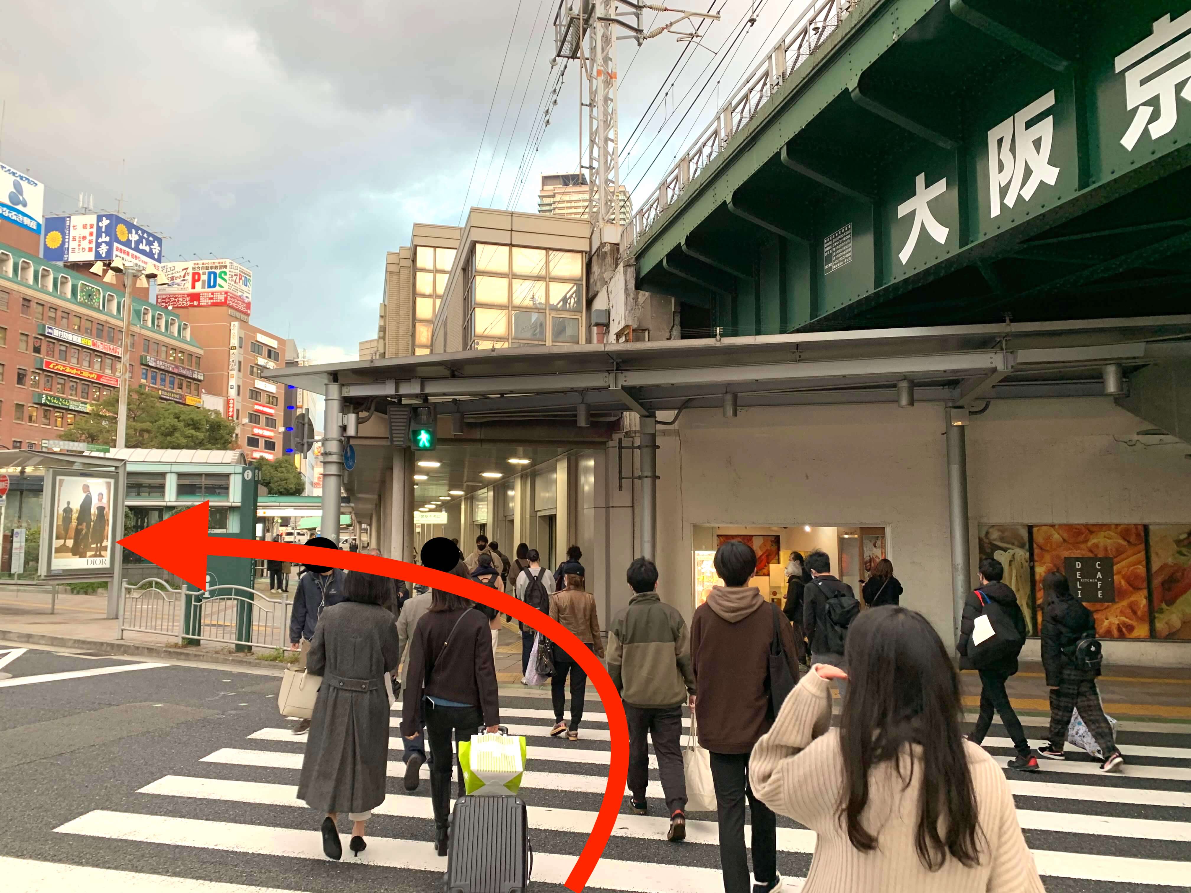 阪急神戸三宮駅から行き方4